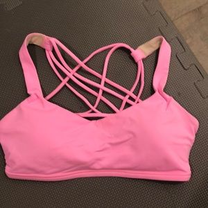 🔥SOLD🔥NWOT Lululemon free to be wild sports bra